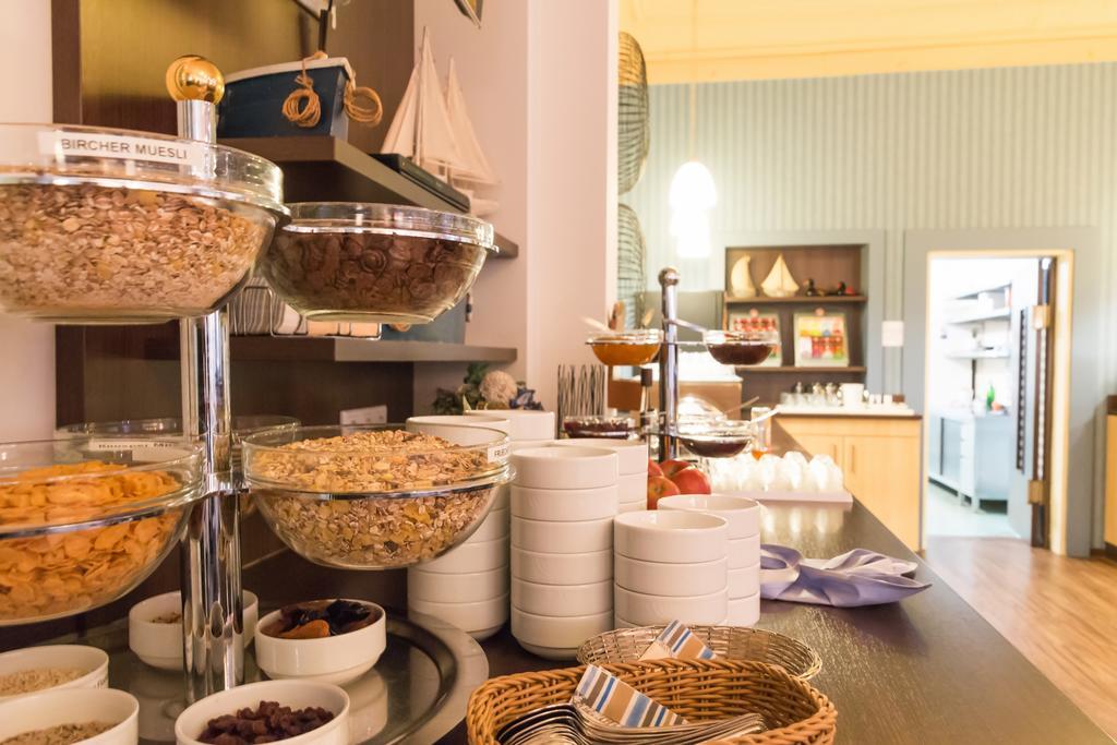 Inselhotel Bruns Нордерней Экстерьер фото