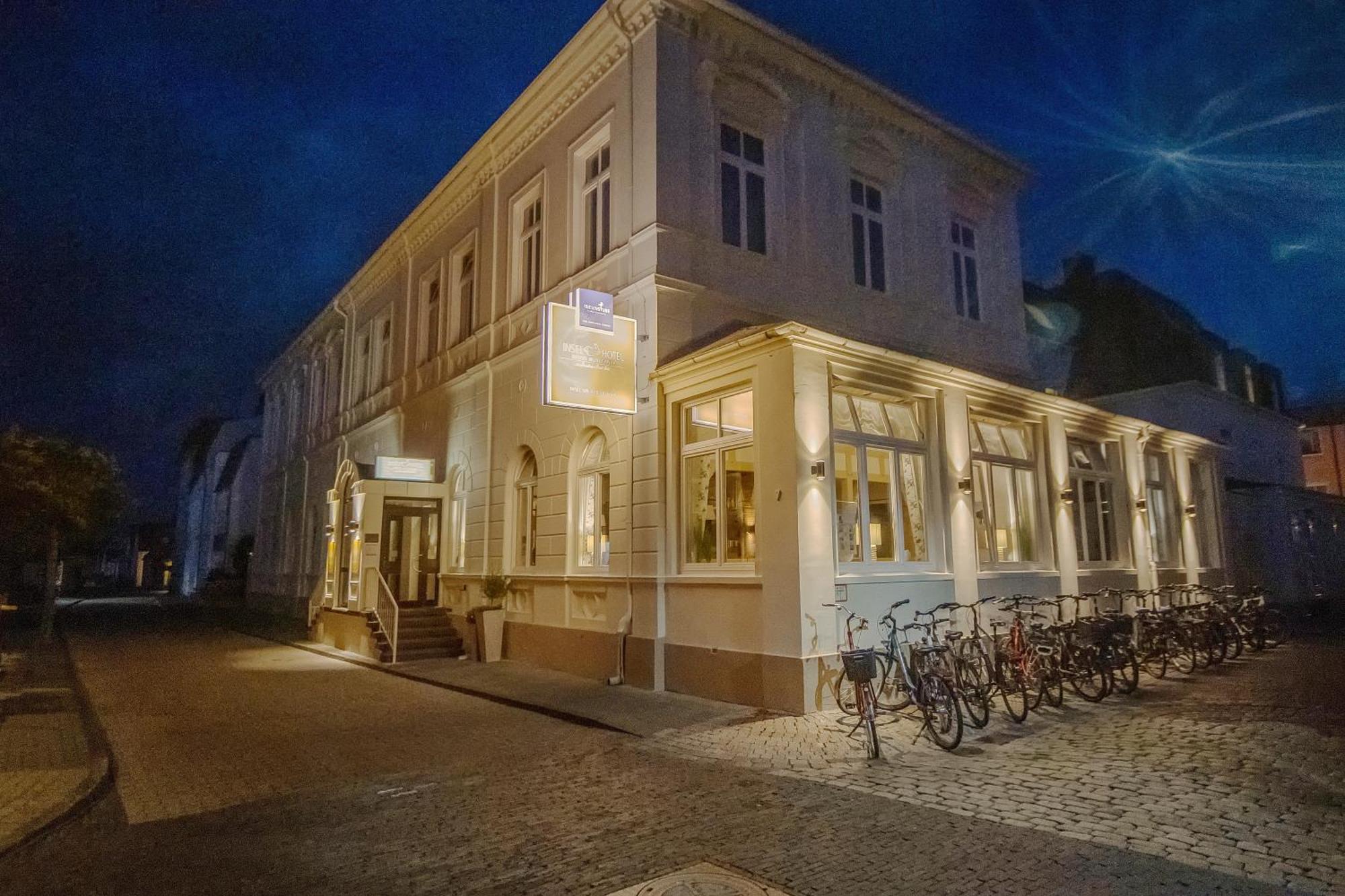 Inselhotel Bruns Нордерней Экстерьер фото